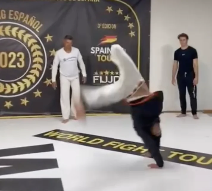 Capoeira — Sport Training Castellón